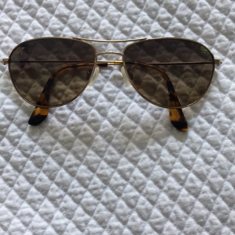 Maui Jim gold rimmed aviator sunglasses with case